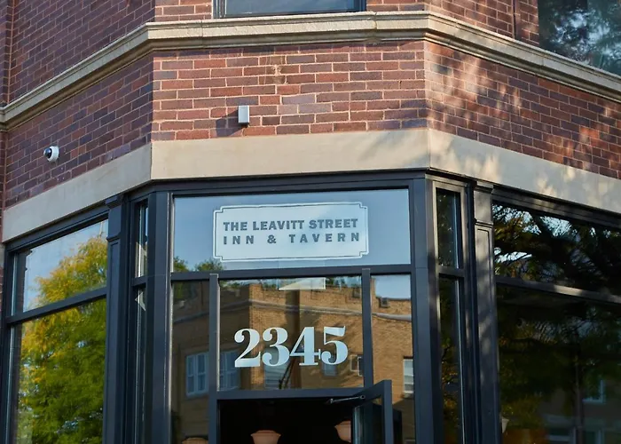 Inn The Leavitt Street & Tavern Chicago